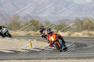 media/Dec-04-2025-Racers Edge (Thu) [[5ebc9f124d]]/3-B Group/1-Session 1 (Turn 7)/